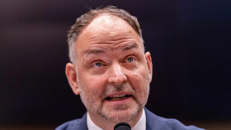 Amtrak CEO abruptly resigns from the nation's passenger railroad