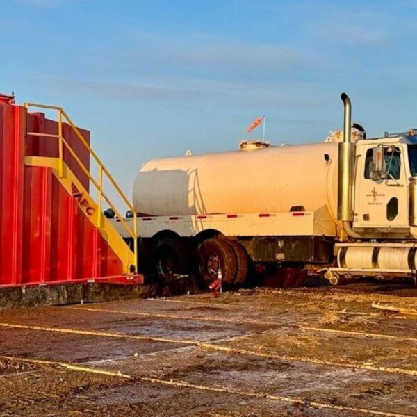 Company says thousands of gallons of oil have…