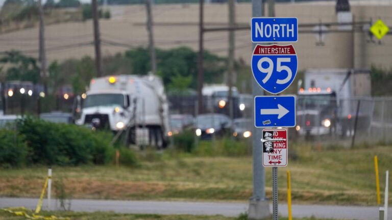 I-95 crash in Philadelphia resulted from driver's failure to slow down: Investigators
