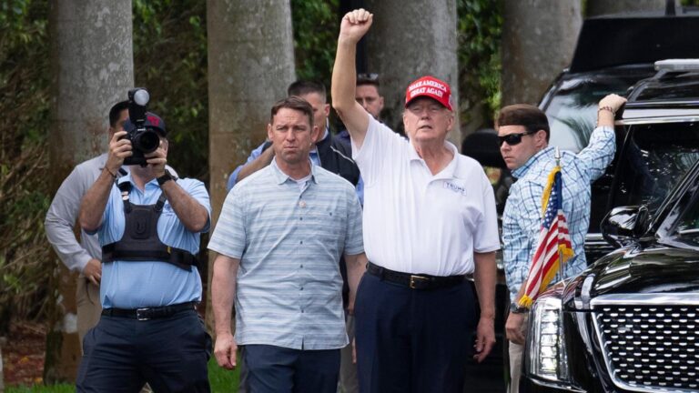 Trump company strikes Qatari golf resort deal in a sign it's not holding back from foreign business