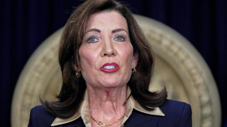 New York moves toward new charge for those who wear masks during crimes