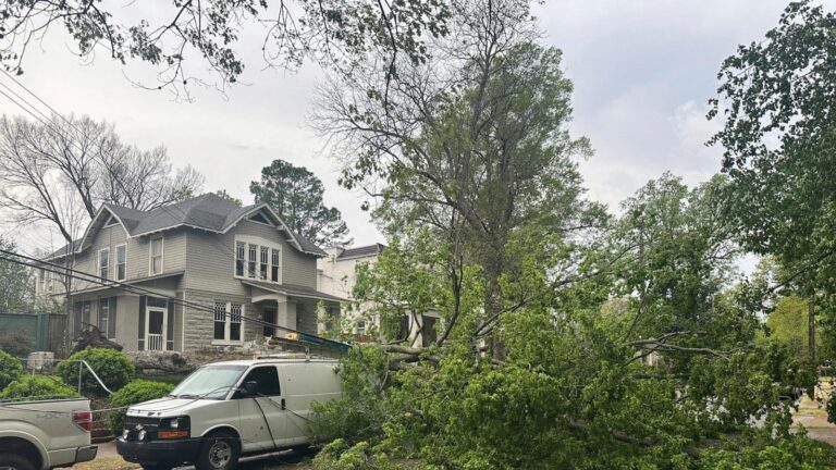 Violent storms in the South, Midwest spawn tornadoes and killing 1 person