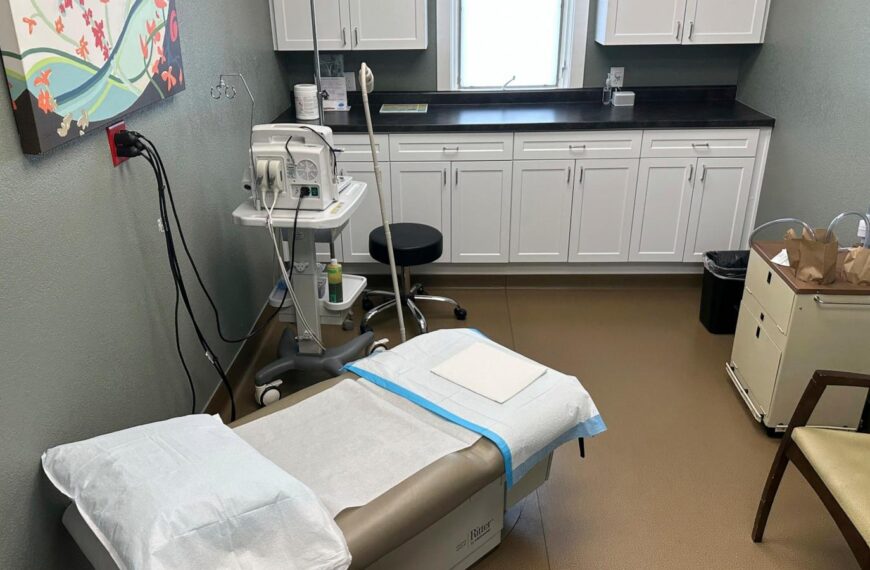 Abortions are resuming at a Wyoming clinic after judge suspends laws