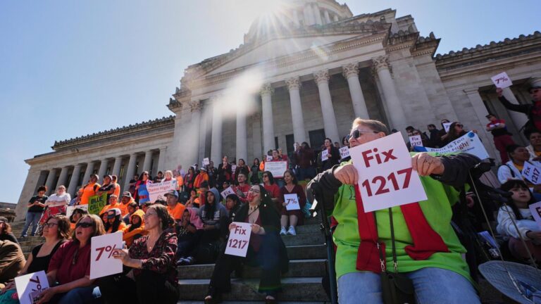 Washington governor signs rent-control bill into law