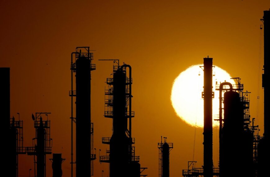 15 states sue over Trump’s move to fast-track oil and gas projects via his ‘energy emergency’ order