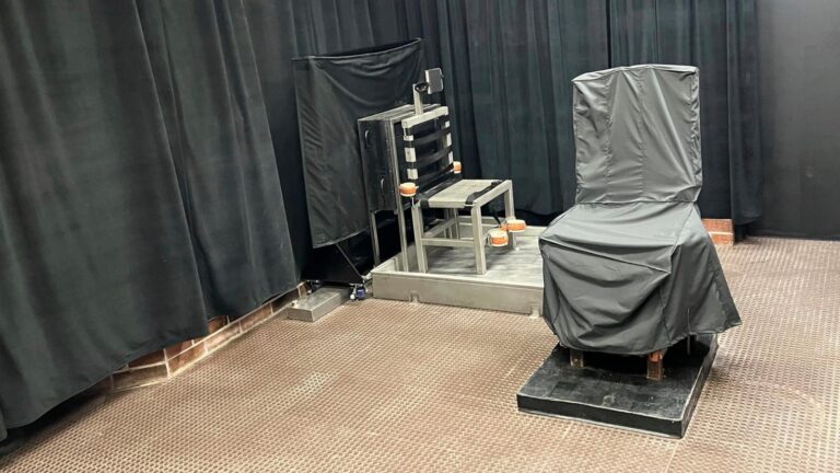 Lawmakers seek investigation into South Carolina's firing squad execution