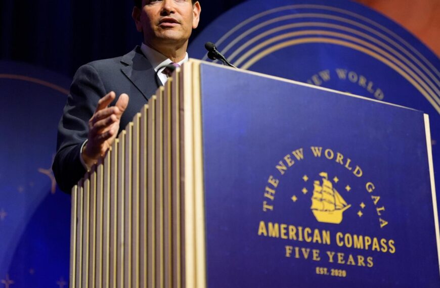 Members of the Fulbright scholarship board resign, accusing…