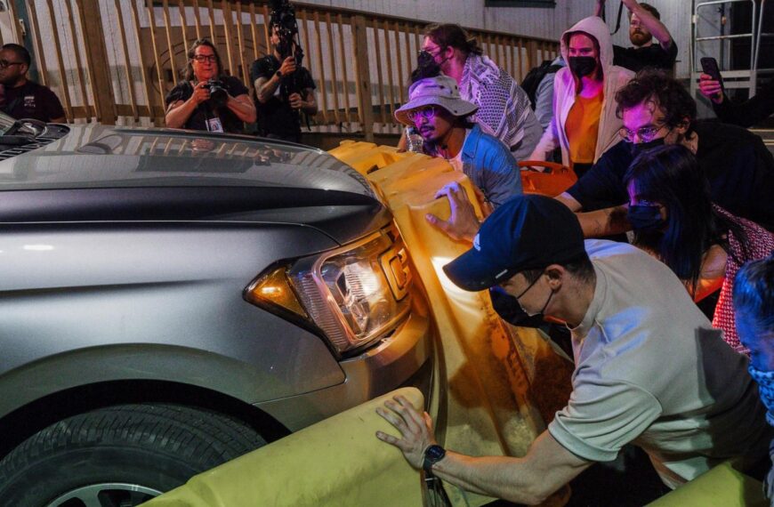 2 detainees recaptured after escape from immigration detention center