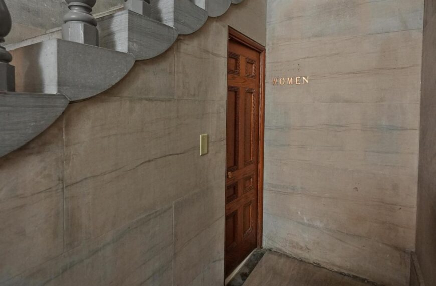 Women legislators fight for ‘potty parity’