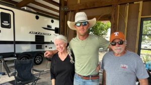 Armies of Texas volunteers dig out, clean up,&hellip;