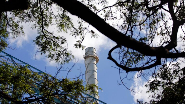 Honolulu's lawsuit against fossil fuel companies leads climate change legal fight