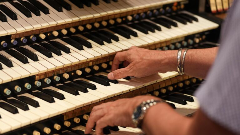 Famed Wanamaker Organ will again be heard by the public in fall art series in Philadelphia