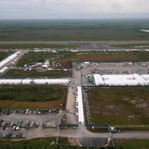 Feds fight to keep ‘Alligator Alcatraz’ open amid&hellip;