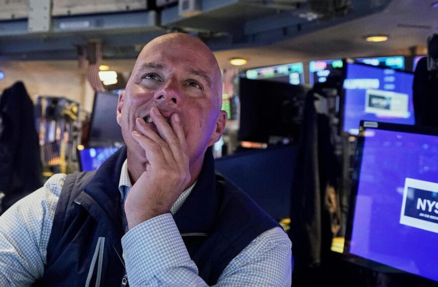 Global shares trade mixed as markets eye Fed decision