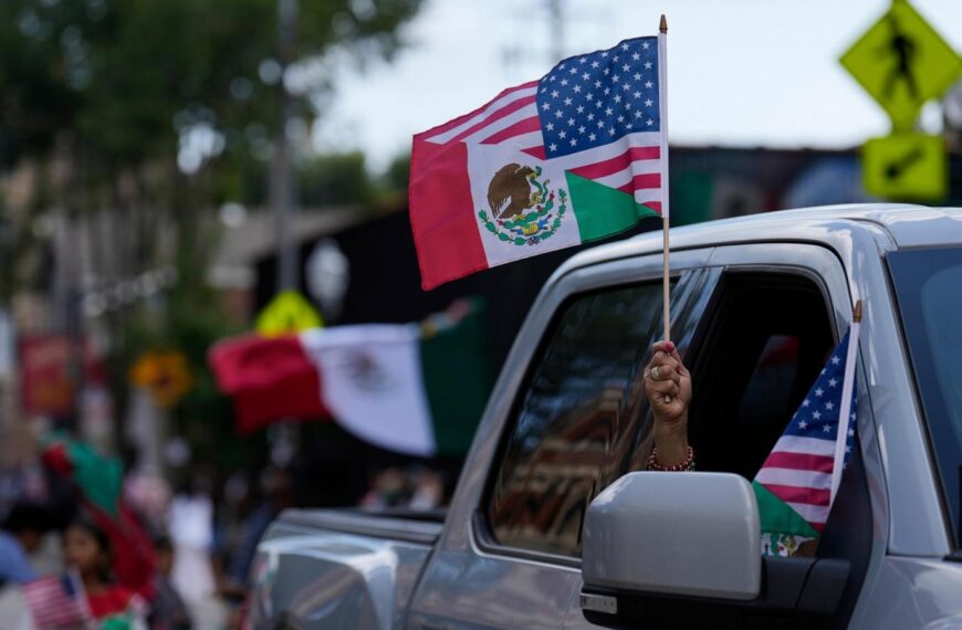 Trump threatens Chicago with apocalyptic force and Pritzker calls him a ‘wannabe dictator’