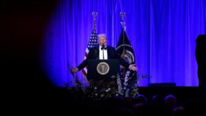 Trump says he will award the Presidential Medal&hellip;