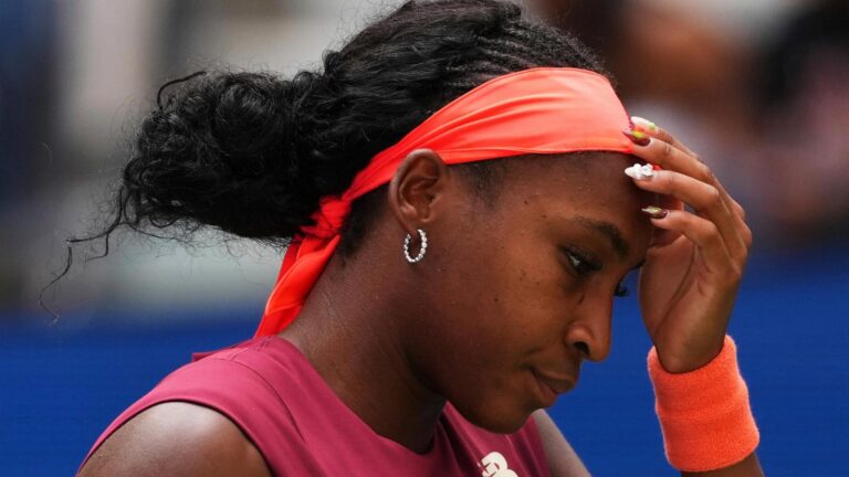 Photo highlights from third- and fourth-round matches at the US Open