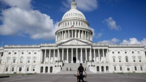 Government shutdown looms as Congress returns after monthlong&hellip;