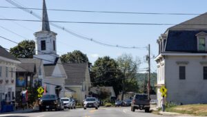 Maine’s food pantries stare down volunteer shortage while&hellip;
