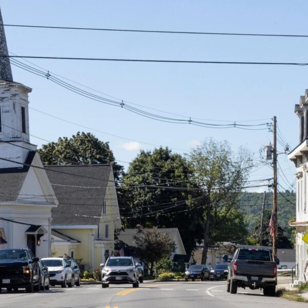 Maine’s food pantries stare down volunteer shortage while&hellip;