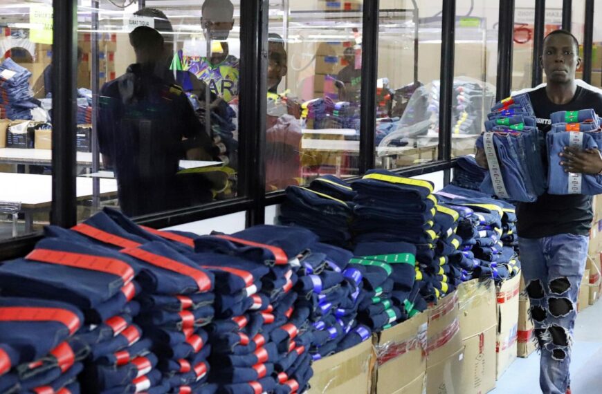 Thousands of jobs at risk in Africa as US trade deal expires