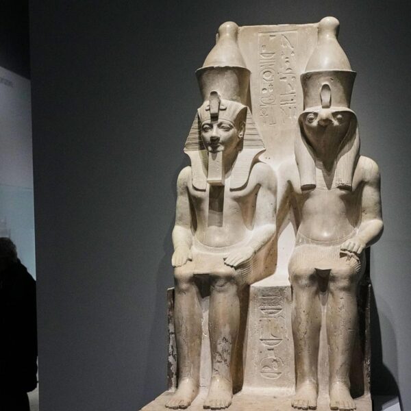Met Museum’s first Egypt show in over a…