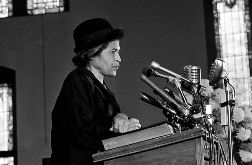 Rosa Parks and Helen Keller statues will be unveiled at the Alabama Capitol