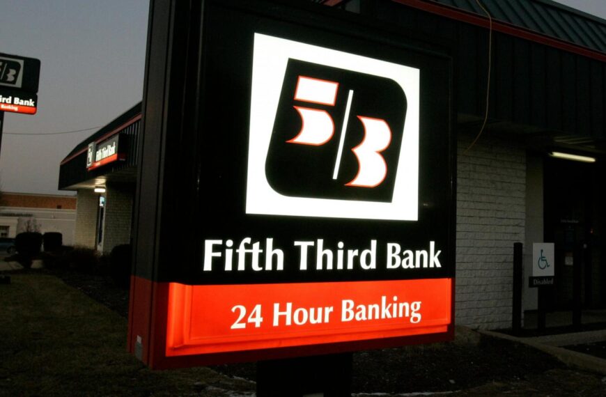 Fifth Third Bancorp to buy Comerica for $10.9 billion in tie-up of big regional banks