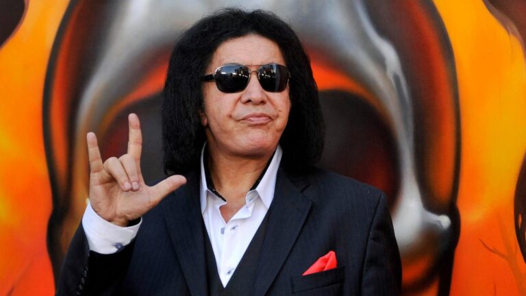 Kiss rocker Gene Simmons recovering after crashing SUV