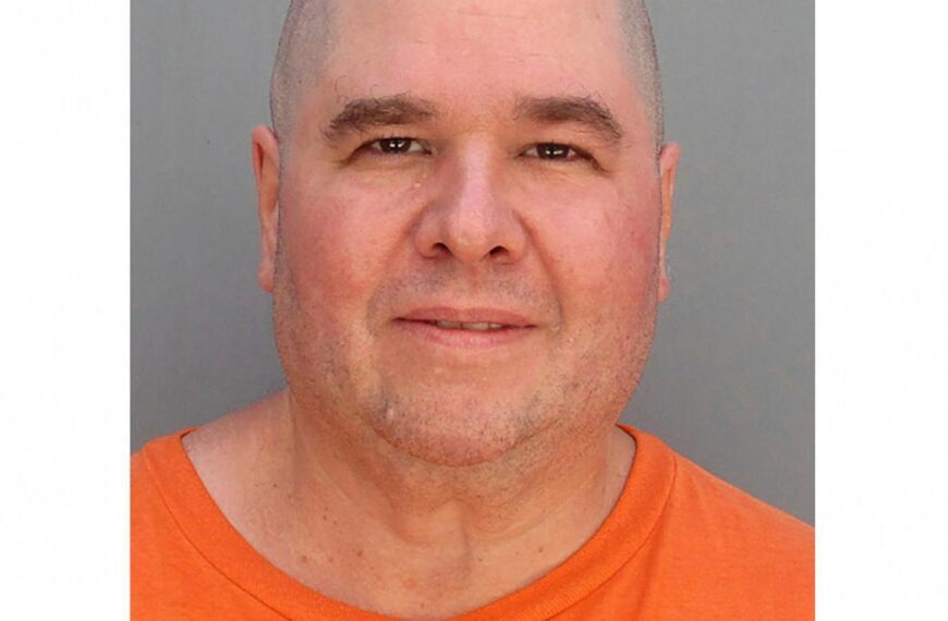 Arizona set to execute a man who killed 4 members of a Phoenix family in 1993