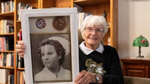 WWII nurses who dodged bullets deserve Congressional honor,…