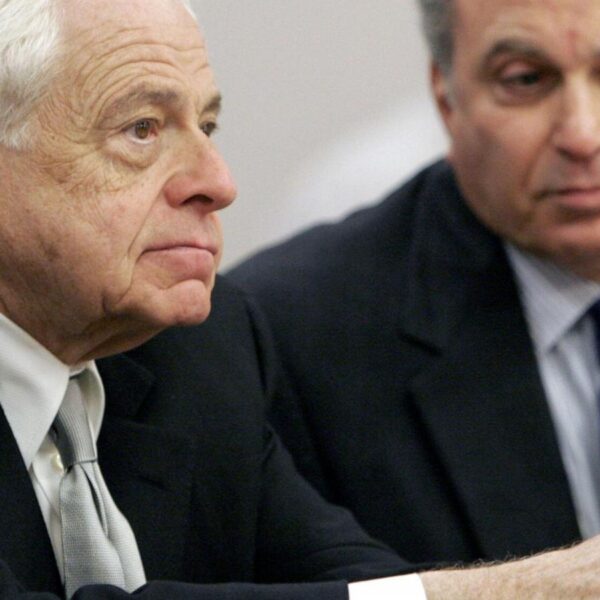 Class-action lawyer Stan Chesley dies in Ohio