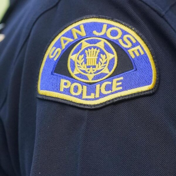 Shopping mall shooting wounds 2, prompts Black Friday&hellip;