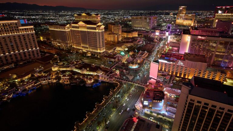 Nevada lawmakers consider reviving court that barred offenders from the Las Vegas Strip