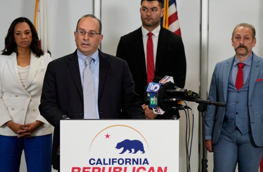 California Republicans sue over new…