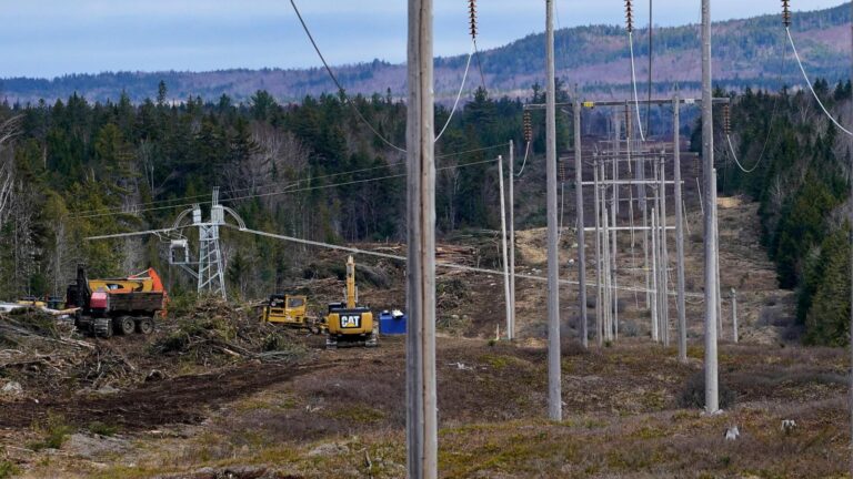 Avangrid's hydropower project gets final Maine permit despite losing referendum