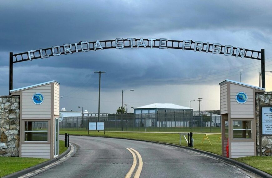 Florida man set to be executed for killing 2 during a home invasion