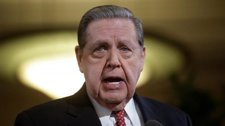 Jeffrey R. Holland, next in line to lead Church of Jesus Christ of Latter-day Saints, dies at 85