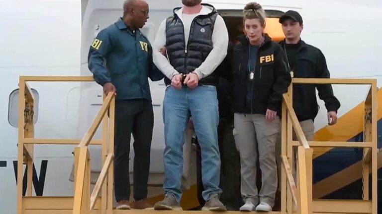 Ex-Olympic snowboarder accused in drug smuggling ring heads to court