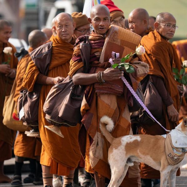 Buddhist monks and their dog captivate Americans while&hellip;