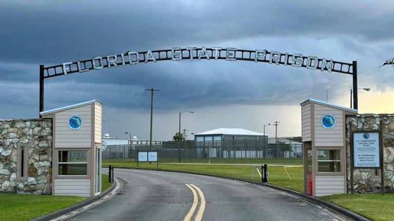 Florida sets execution date for man convicted of killing a traveling salesman