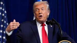 US Coast Guard searches for survivors of boat&hellip;