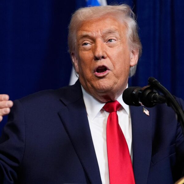 US Coast Guard searches for survivors of boat&hellip;