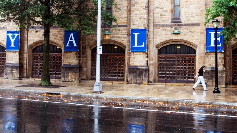 Yale to waive all costs for new undergraduates from families earning less than $100,000