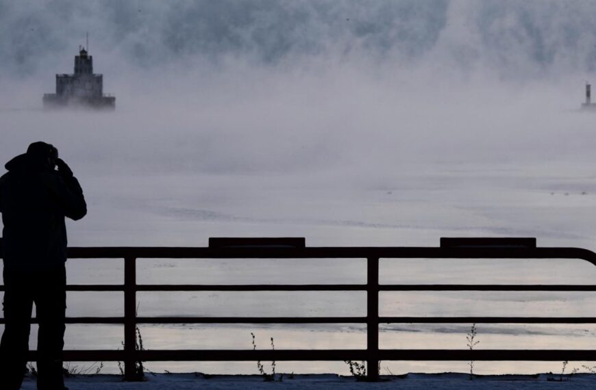 Texas and Oklahoma brace for snow and ice as winter storm barrels toward eastern two-thirds of US