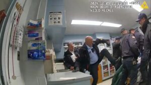 Prison guard accused of failing to step in&hellip;