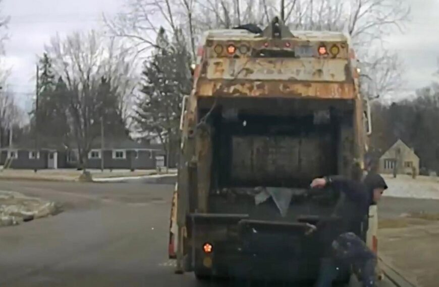 Ohio sanitation worker surprised to find police suspect in trash can