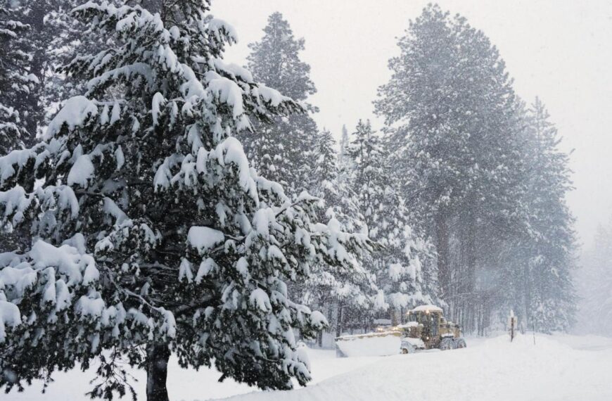 Crews search for backcountry skiers after avalanche reported in California mountains