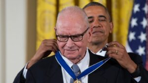 Former Indiana Rep. Lee Hamilton, congressional overseer of&hellip;