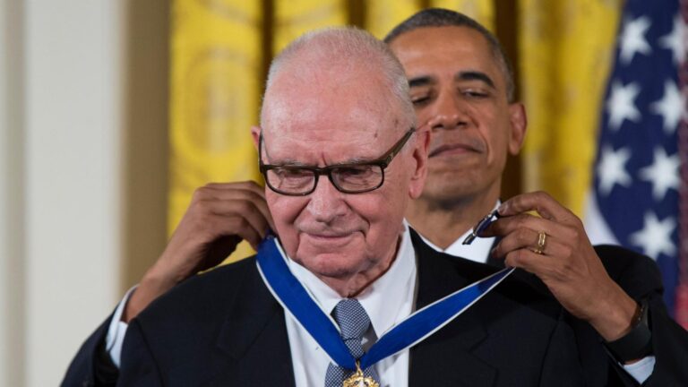 Former Indiana Rep. Lee Hamilton, congressional overseer of US foreign affairs, dies